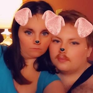 Meet your Posher, Melissa lynn